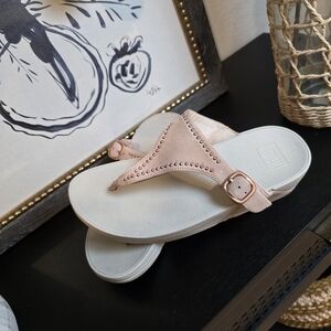 FitFlop Women's The Skinny Studded Toe Post Sandals Pink 7 Comfort